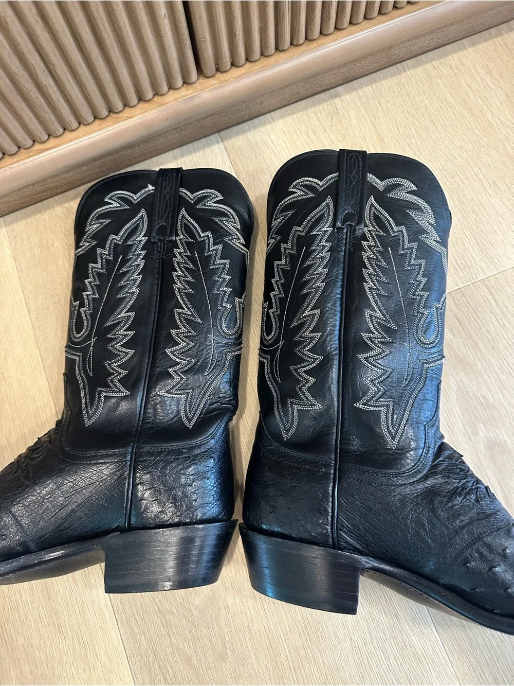 Lucchese 1883 Mens Size 8.5 D Black Ostrich Leather Round Toe Western Boots